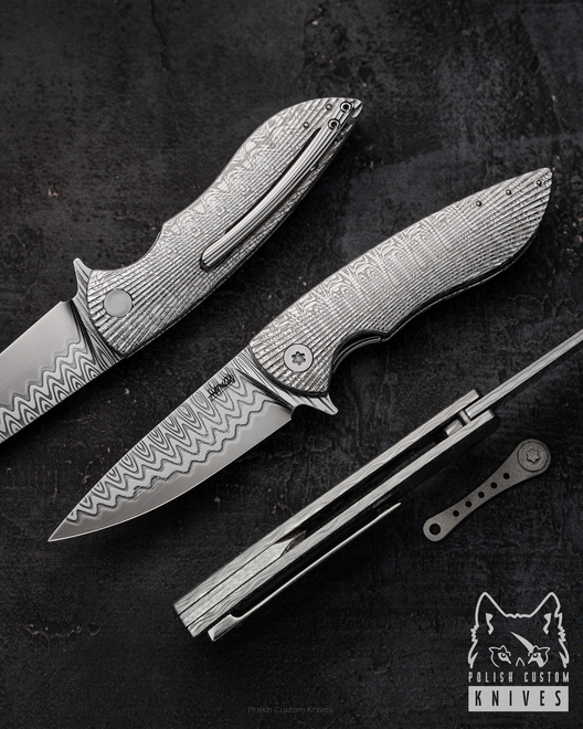 NÓŻ SKŁADANY FOLDER MICRO STING 1 FULL DAMASTEEL DAMACORE HERMAN