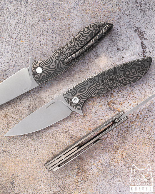 NÓŻ SKŁADANY FOLDER STING #0852 MAGNACUT NEBULA RIPPLE HERMAN KNIVES