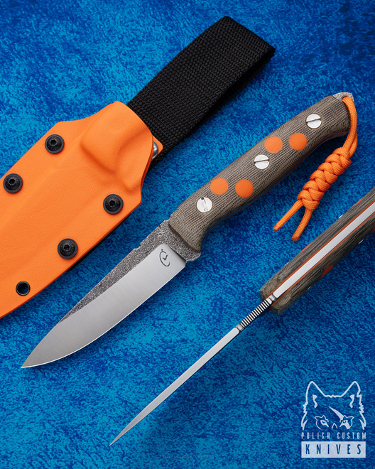 NÓŻ SURVIVALOWY TAKTYCZNY HUNTER 1 ORANGE PODCZAS KNIVES
