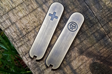 Okładziny do scyzoryka Victorinox 58 mm "Krzyż" 174