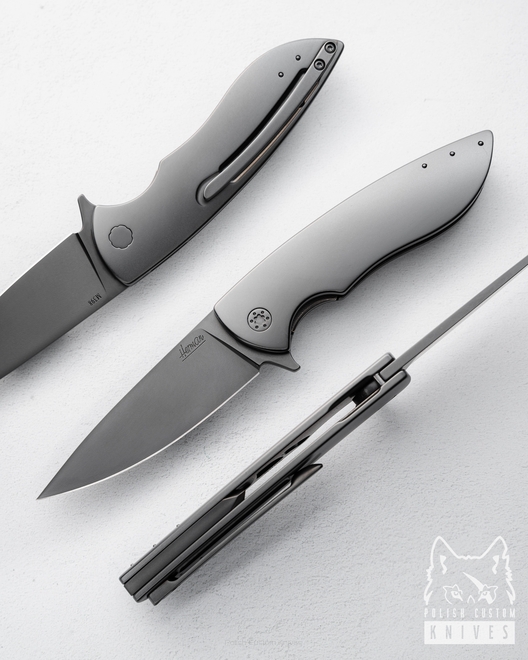 NÓŻ SKŁADANY FOLDER STING 555 M398 DLC HERMAN KNIVES
