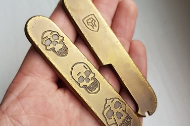 Kup Scyzoryk Victorinox Classic 58mm z zamontowanymi mosiężnymi