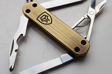 Customizowany scyzoryk Victorinox Rambler 58mm "Logo" 318