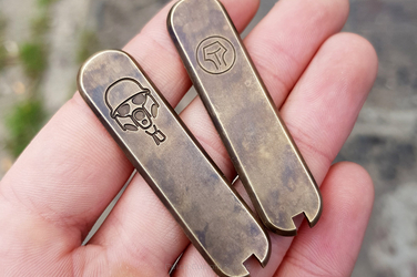 Okładziny do scyzoryka Victorinox 58mm "Metro 2033" 102