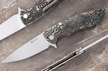 NÓŻ SKŁADANY FOLDER STING #0830 MAGNACUT NEBULA RIPPLE HERMAN KNIVES
