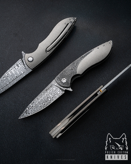 NÓŻ SKŁADANY FOLDER MICRO STING #0372 DAMASTEEL HALF DRESS HERMAN KNIVES