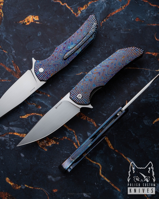 NÓŻ SKŁADANY FOLDER DRAGONFLY #0469 MAGNACUT BLACK TIMASCUS HALF DRESS ( C0041 ) HERMAN KNIVES