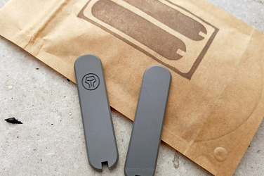 Okładziny do scyzoryka Victorinox 58mm "Logo"