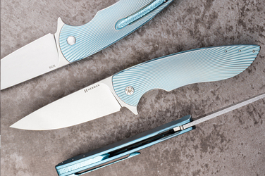 NÓŻ SKŁADANY FOLDER BIG STING #0018 M398 HERMAN KNIVES