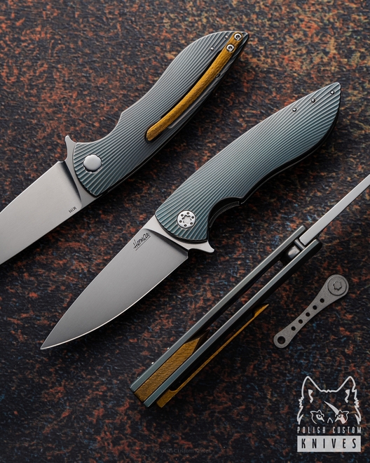 NÓŻ SKŁADANY FOLDER MICRO STING 82 M398 HERMAN