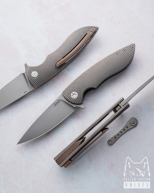 NÓŻ SKŁADANY FOLDER MICRO STING 74 M398 HERMAN