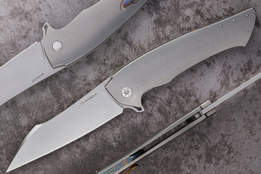 NÓŻ SKŁADANY FOLDER OVIUM GENERACJA 2 #0080 MAGNACUT HERMAN KNIVES