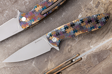 NÓŻ SKŁADANY FOLDER STING #0835 MAGNACUT PUZZLE HERMAN KNIVES
