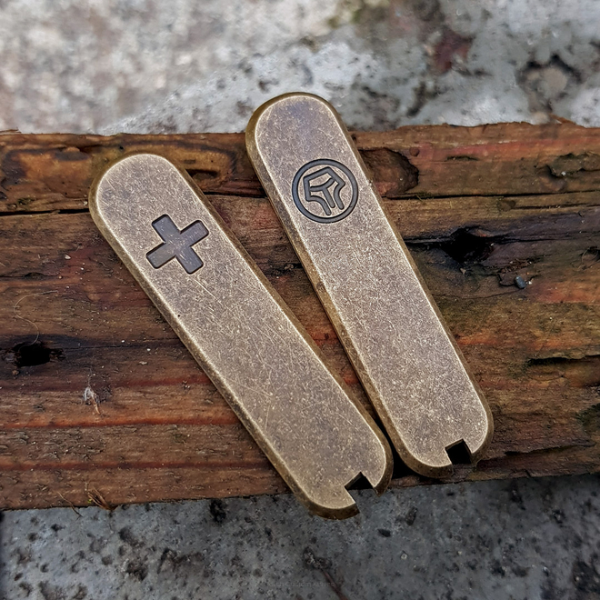 Okładziny do scyzoryka Victorinox 58 mm Krzyż 156