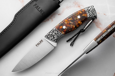 NÓŻ MYŚLIWSKI HUNTER INDIVIDUAL H319 N690 ZŁOTO BURSZYTN W ŻYWICY FALKE KNIVES