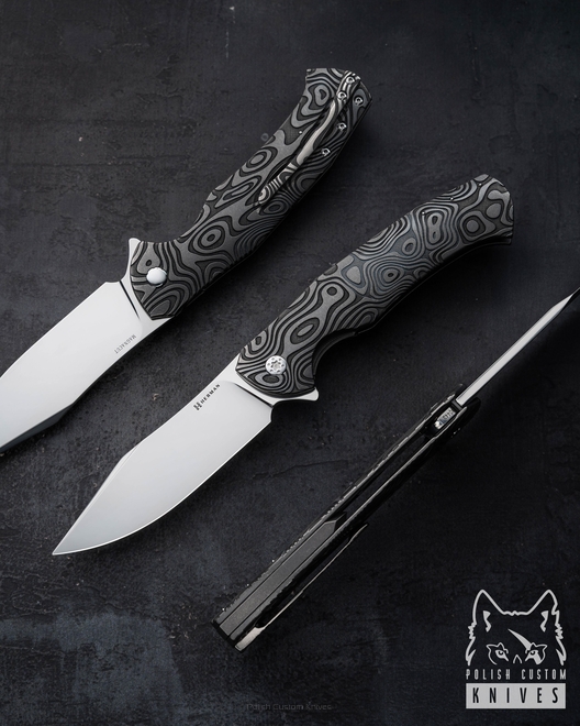 NÓŻ SKŁADANY FOLDER MANTIS #0443 MAGNACUT NEBULA RIPPLE HERMAN KNIVES