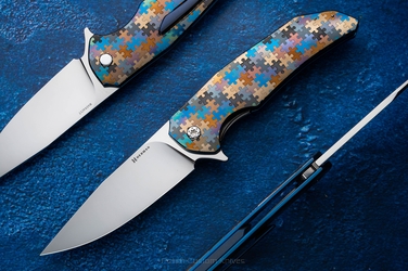 NÓŻ SKŁADANY FOLDER DRAGONFLY #0531 MAGNACUT PUZZLE ( C0067 ) HERMAN KNIVES