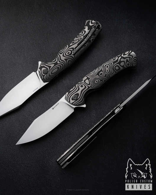 NÓŻ SKŁADANY FOLDER MANTIS #0424 MAGNACUT NEBULA RIPPLE  ( C0047 ) HERMAN KNIVES
