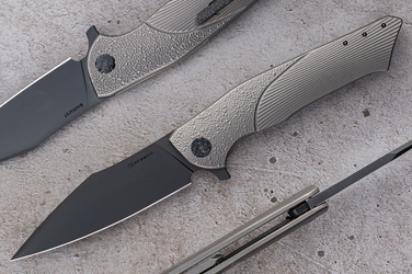 NÓŻ SKŁADANY FOLDER BEE #0203 ( C0030 ) MAGNACUT HERMAN KNIVES