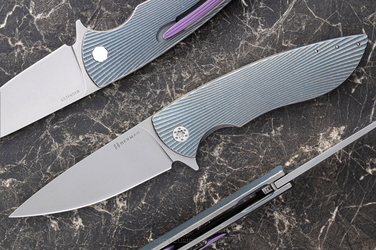 NÓŻ SKŁADANY FOLDER STING #0827 MAGNACUT HERMAN KNIVES