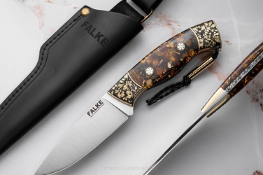 NÓŻ MYŚLIWSKI HUNTER INDIVIDUAL H324 N690 ZŁOTO BURSZYTN W ŻYWICY FALKE KNIVES