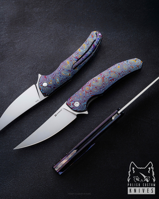 NÓŻ SKŁADANY FOLDER ISHTAR #0651 BLACK TIMASCUS M390 HALF DRESS HERMAN KNIVES
