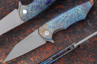 NÓŻ SKŁADANY FOLDER VESPERTILIO #0222 MAGNACUT ENTROPIA HERMAN KNIVES
