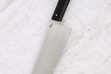 NÓŻ KUCHENNY SANTOKU 180 57 M390 WŁÓKNO WĘGLOWE ŚWIECĄCE W CIEMNOŚCI PABIŚ KNIVES