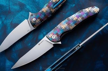 NÓŻ SKŁADANY FOLDER ISHTAR #0660 PUZZLE M390 HERMAN KNIVES