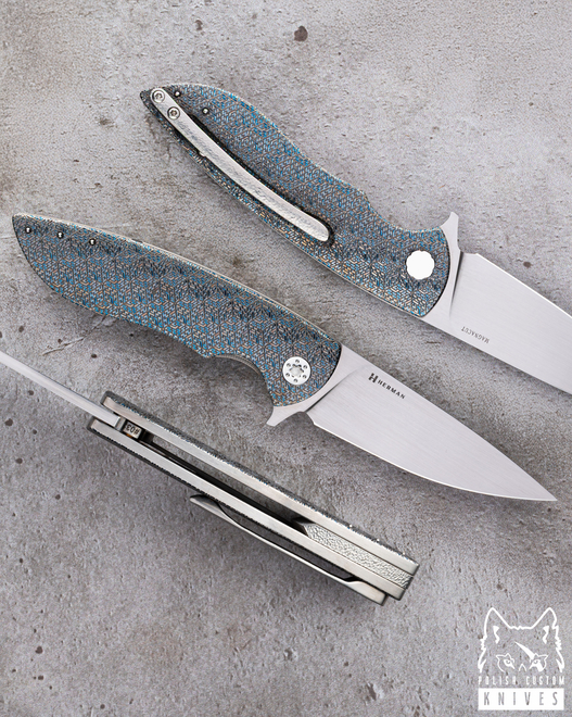 NÓŻ SKŁADANY FOLDER MICRO STING #0339 MAGNACUT TESSERACT LEWORĘCZNY ( C0034 ) HERMAN KNIVES