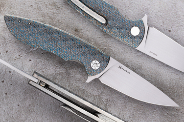 NÓŻ SKŁADANY FOLDER MICRO STING #0339 MAGNACUT TESSERACT LEWORĘCZNY ( C0034 ) HERMAN KNIVES